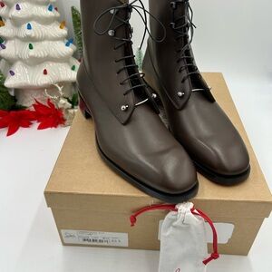 Men's Christian Louboutin CHAMBELIBOOT leather ankle boots size 42.5 made Italy